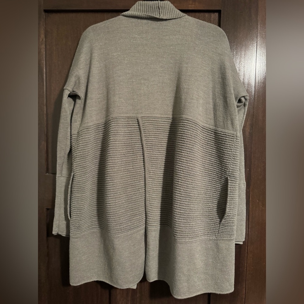 Lululemon Sit in Lotus Wrap Merino Wool Blend - Picture 3 of 3